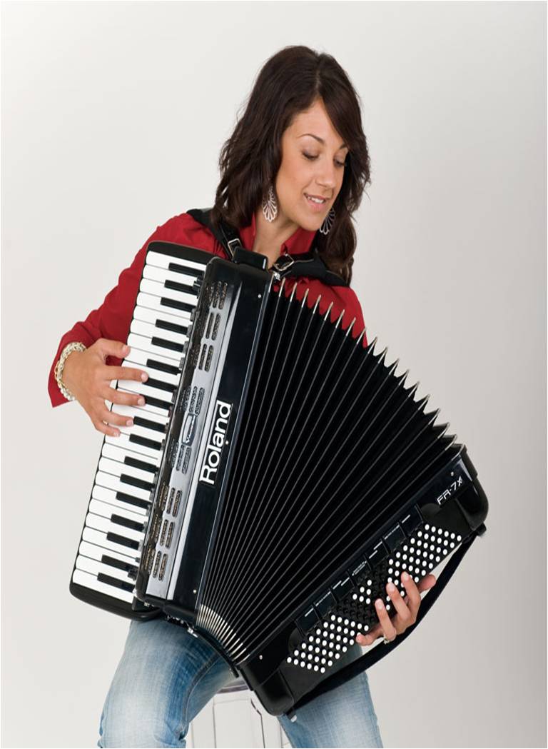 accordion players thane