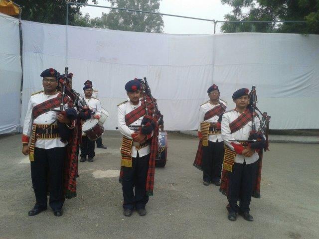 bagpiper artist thane