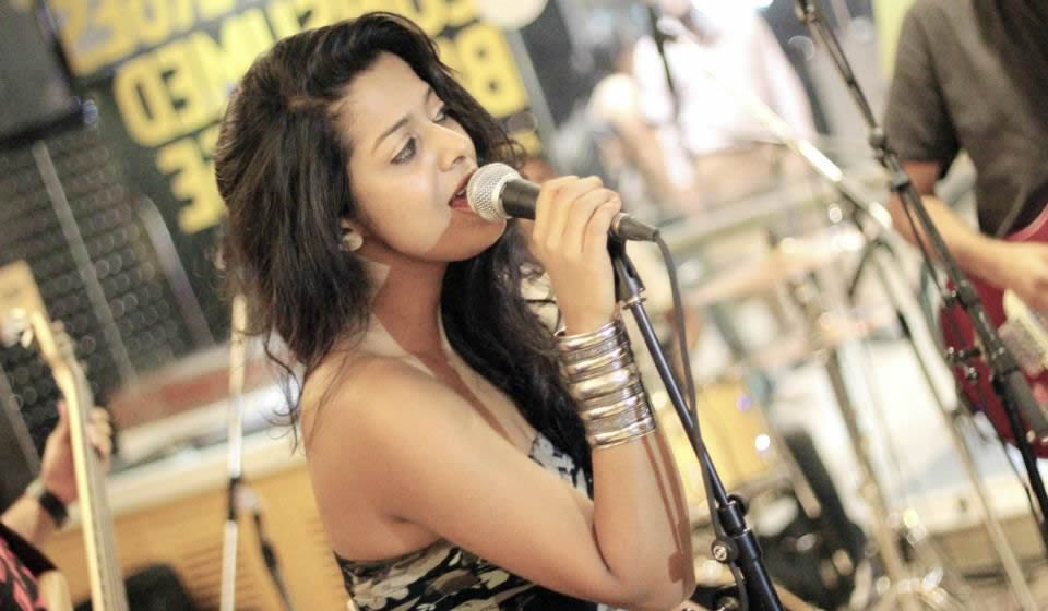 top bollywood singer thane
