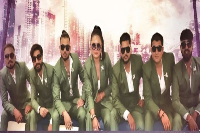 famous DJ based band thane