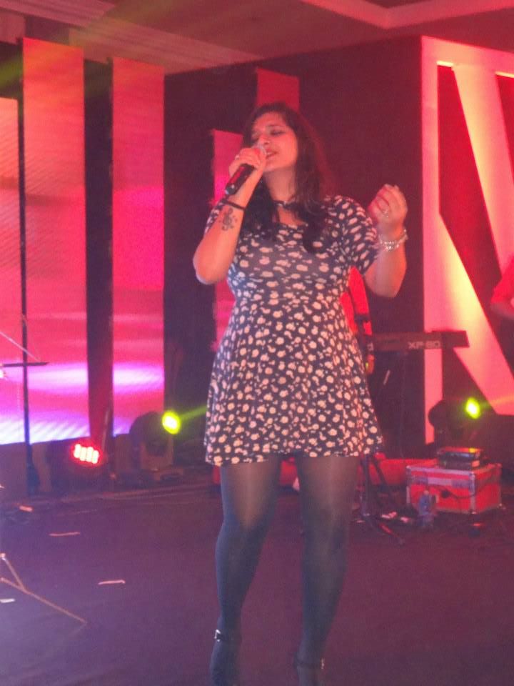 female singer thane