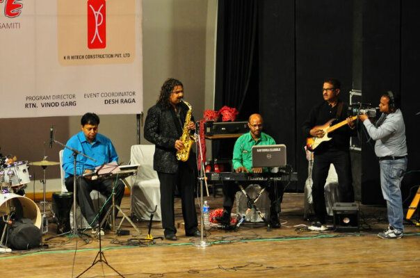 live instrumental band thane