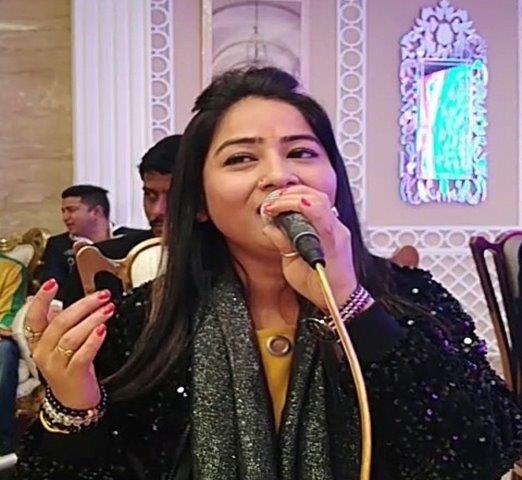 best female punjabi singer thane