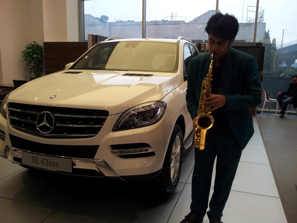 best saxophone artist thane